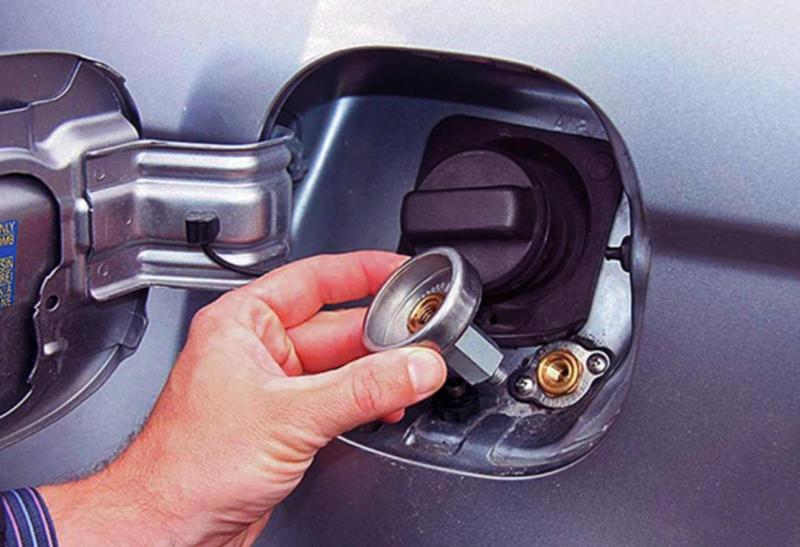 Как правильно пользоваться газом в машине?
